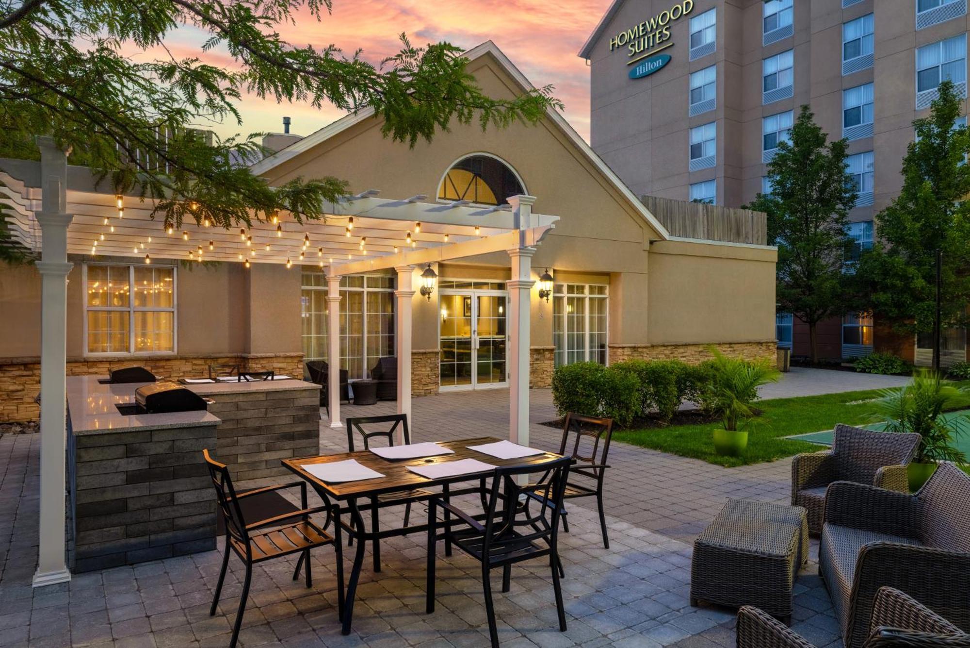 Homewood Suites By Hilton Cambridge-Waterloo, Ontario Kültér fotó